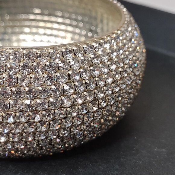 8 Inch Vintage Rhinestone Bangle - Picture 1 of 8